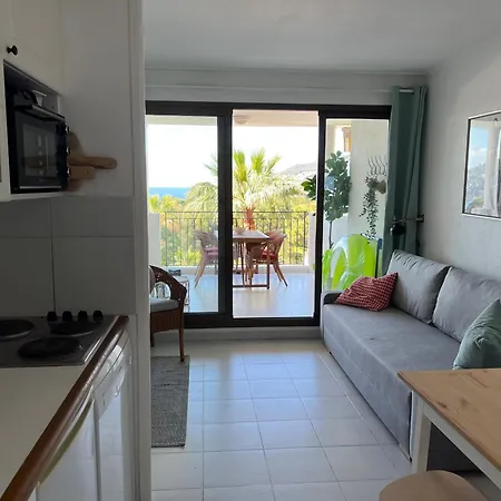 Apartment Pool , 150m To Beach, Seaview